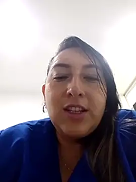 Valeria montana  online show from March 2026 01:01:01 PM