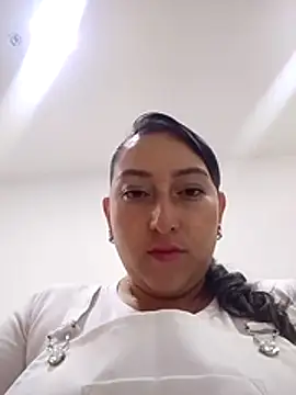 Valeria montana  online show from May 2026 11:57:02 AM