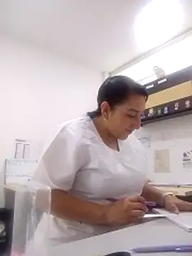 Valeria montana  online show from June 2026 12:16:02 PM