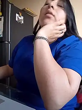 Valeria montana  online show from February 2026 10:07:01 PM