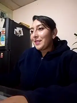 Valeria montana  online show from May 2026 12:48:01 AM