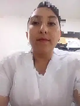 Valeria montana  online show from June 2026 04:07:01 PM