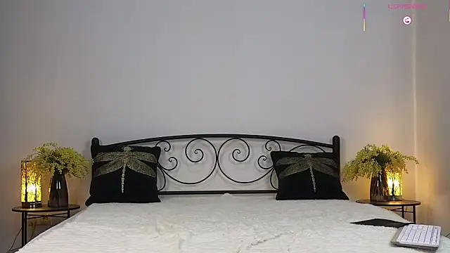 LunaKirby online show from March 2026 09:25:01 PM