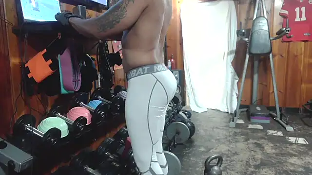 Black-Silver-Fox online show from April 2026 11:44:02 PM