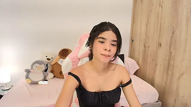 phia carter online show from February 2026 02:20:02 AM