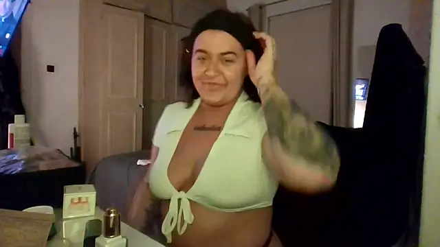 MissRaven x online show from December 2025 08:36:01 PM