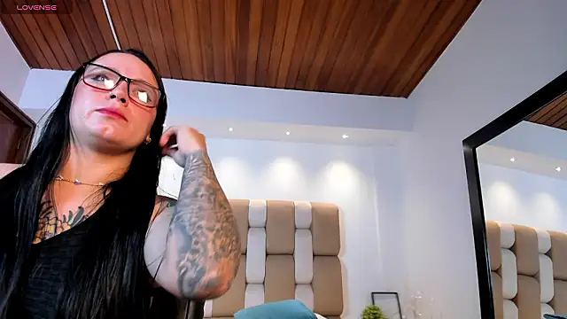 Snapshot of Ambar_Cooxx chatting on February 2026 11:04:02 AM Ambar Cooxx online show from February 2026 11:04:02 AM