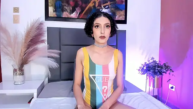 LyraVendrell online show from March 2026 06:59:02 PM