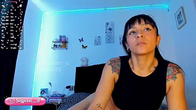 lauureen c online show from April 2026 01:25:01 PM