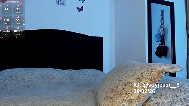 lauureen c online show from February 2026 09:01:02 PM