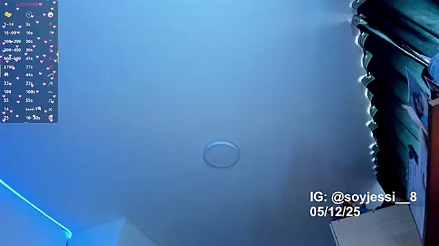 lauureen c online show from December 2025 05:22:02 PM