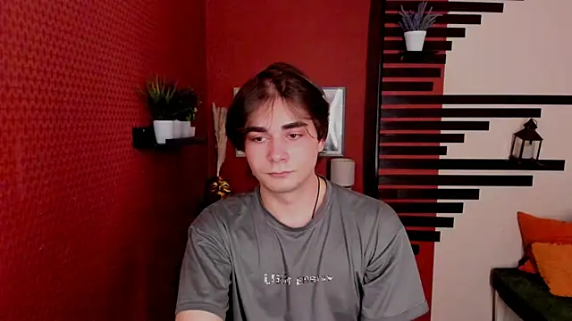 ErosPulseee online show from December 2025 07:57:01 PM