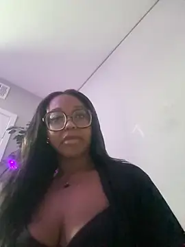 IndiaNoir online show from December 2025 07:37:02 PM