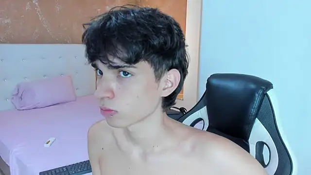 Snapshot of CONNOR_STONNE_ chatting on February 2026 09:22:02 PM CONNOR STONNE online show from February 2026 09:22:02 PM