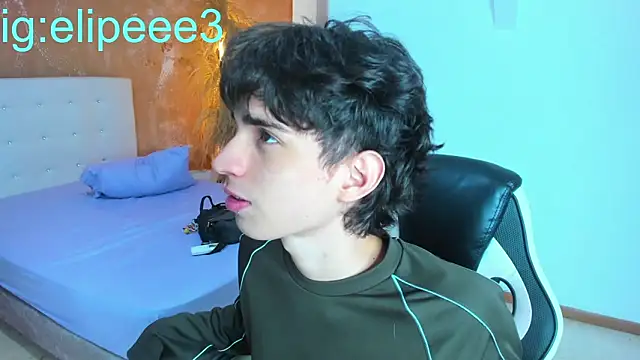 CONNOR STONNE  online show from March 2026 07:19:01 PM