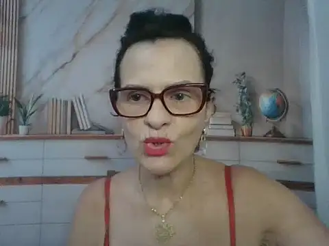 Luna-Hot0802 online show from January 2026 12:08:02 PM