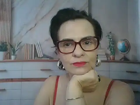 Luna-Hot0802 online show from December 2025 11:56:01 AM