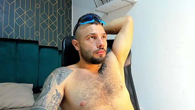 Snapshot of lucky_smith1 chatting on December 2025 05:15:02 PM lucky smith1 online show from December 2025 05:15:02 PM