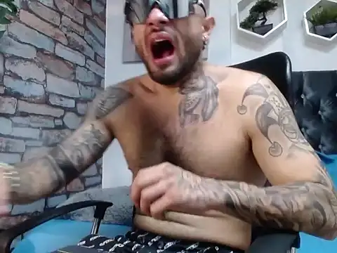 Snapshot of lucky_smith1 chatting on December 2025 07:34:02 PM lucky smith1 online show from December 2025 07:34:02 PM