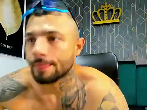 Snapshot of lucky_smith1 chatting on December 2025 05:57:05 PM lucky smith1 online show from December 2025 05:57:05 PM