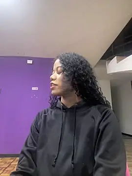 arianna roxe online show from February 2026 04:53:01 AM