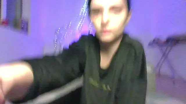 Snapshot of kawaii_lavinaa chatting on December 2025 05:45:01 PM kawaii lavinaa online show from December 2025 05:45:01 PM