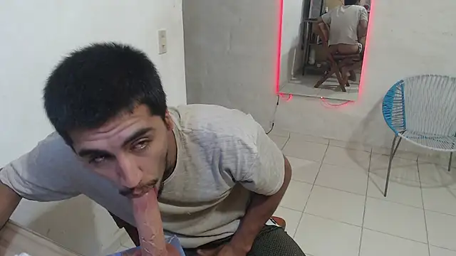 maxI dick33 online show from April 2026 05:02:01 AM