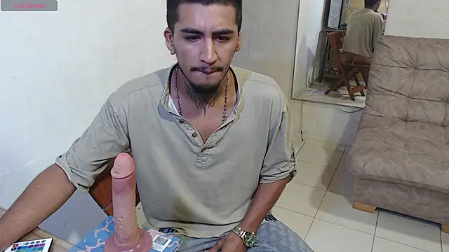 maxI dick33 online show from May 2026 02:20:02 PM
