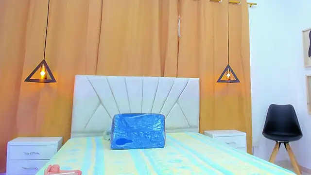 Kamila Steward online show from January 2026 04:10:01 PM