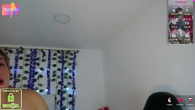 Mia Duque1999 online show from April 2026 07:52:01 PM