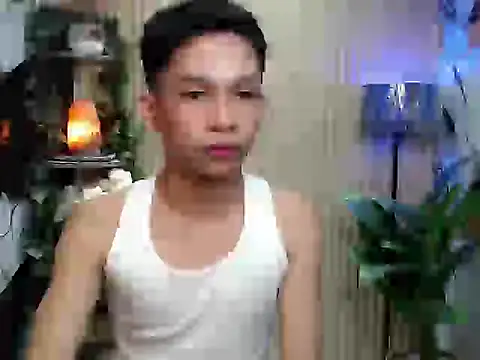 TheBoyAboveYou online show from December 2025 04:50:02 PM