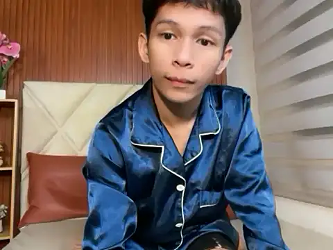 TheBoyAboveYou online show from February 2026 04:53:02 PM