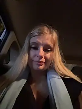 Betsy online show from January 2026 04:44:01 PM