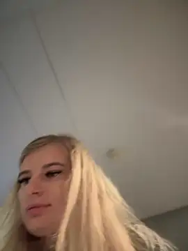 Snapshot of Betsy chatting on December 2024 05:27:02 AM Betsy online show from December 2024 05:27:02 AM