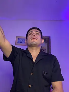 williamsmiiths16 online show from December 2025 12:04:01 PM