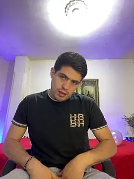 williamsmiiths16 online show from February 2026 02:27:02 PM