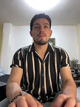 williamsmiiths16 online show from February 2026 04:34:01 AM