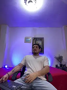 williamsmiiths16 online show from March 2026 11:58:01 AM