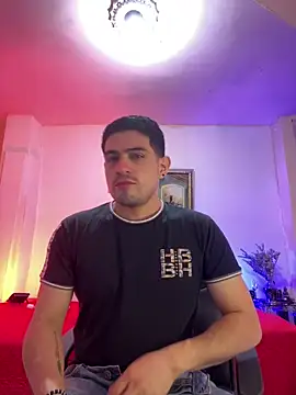 williamsmiiths16 online show from March 2026 11:22:01 AM