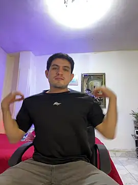 williamsmiiths16 online show from February 2026 02:56:01 AM