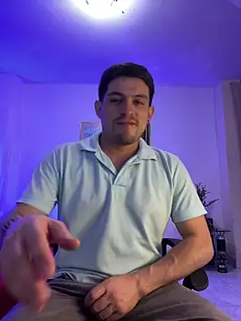 williamsmiiths16 online show from April 2026 04:17:01 AM