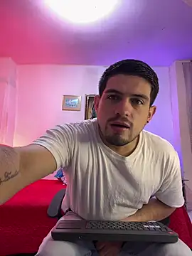 williamsmiiths16 online show from March 2026 11:42:01 AM