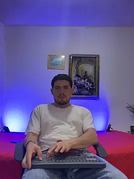 williamsmiiths16 online show from March 2026 12:03:01 AM