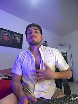 williamsmiiths16 online show from July 2026 01:56:02 PM