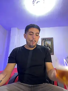 williamsmiiths16 online show from February 2026 03:12:02 PM