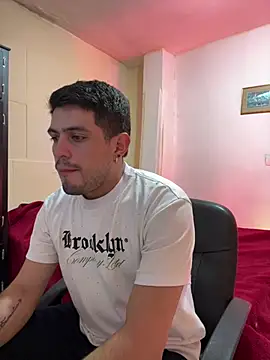 williamsmiiths16 online show from January 2026 03:24:02 AM