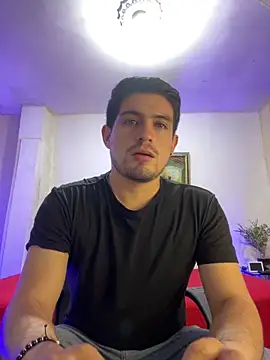 williamsmiiths16 online show from February 2026 03:03:01 AM