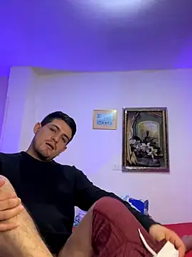 williamsmiiths16 online show from December 2025 04:43:02 PM