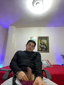 williamsmiiths16 online show from February 2026 12:32:01 PM