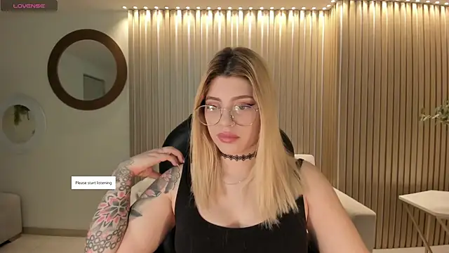 MadisonKane online show from April 2026 11:16:01 AM